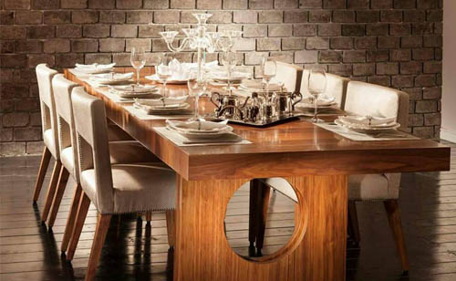 פינת אוכל עם רגל עגולה