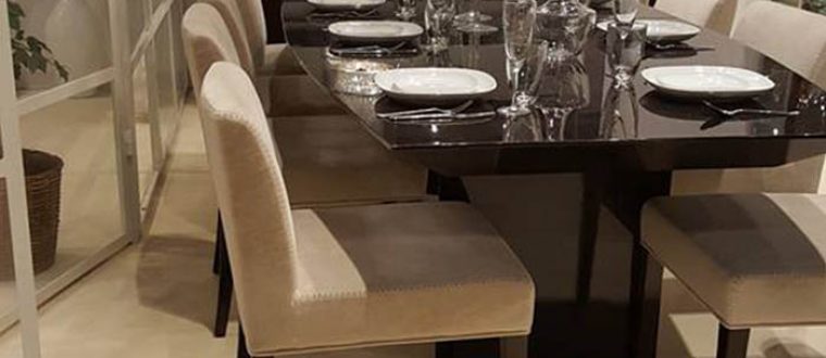 שולחן אוכל אליפטי פורניר אקליפטוס מבריק